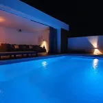Charm House *