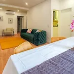 Apartment Charm House Lissabon