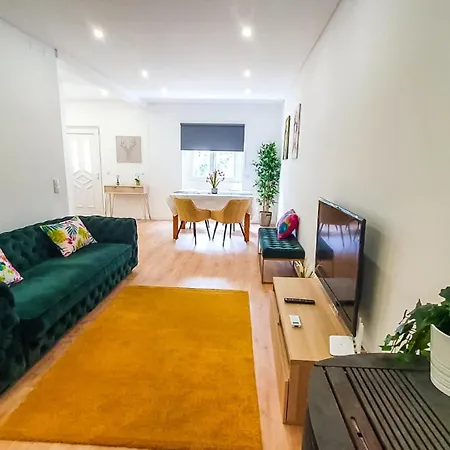 Charm House リスボン